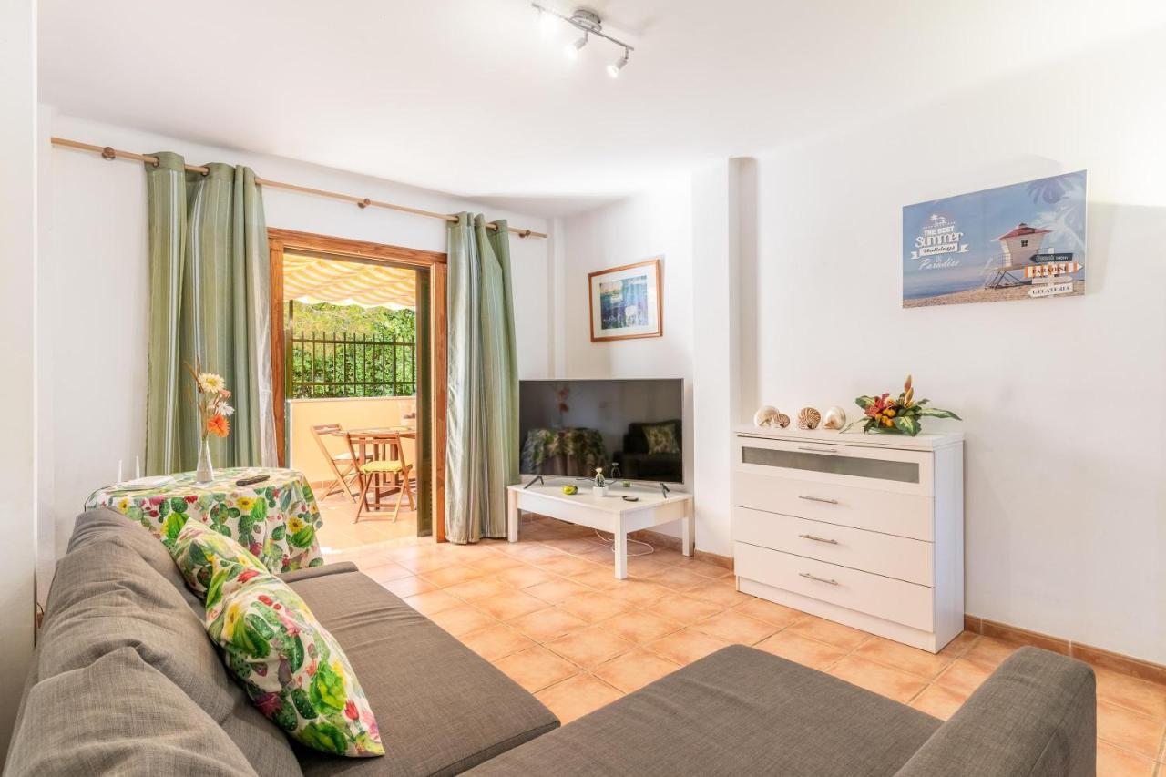 Santa Eulalia Apartment กันปิกาฟอร์ต ภายนอก รูปภาพ