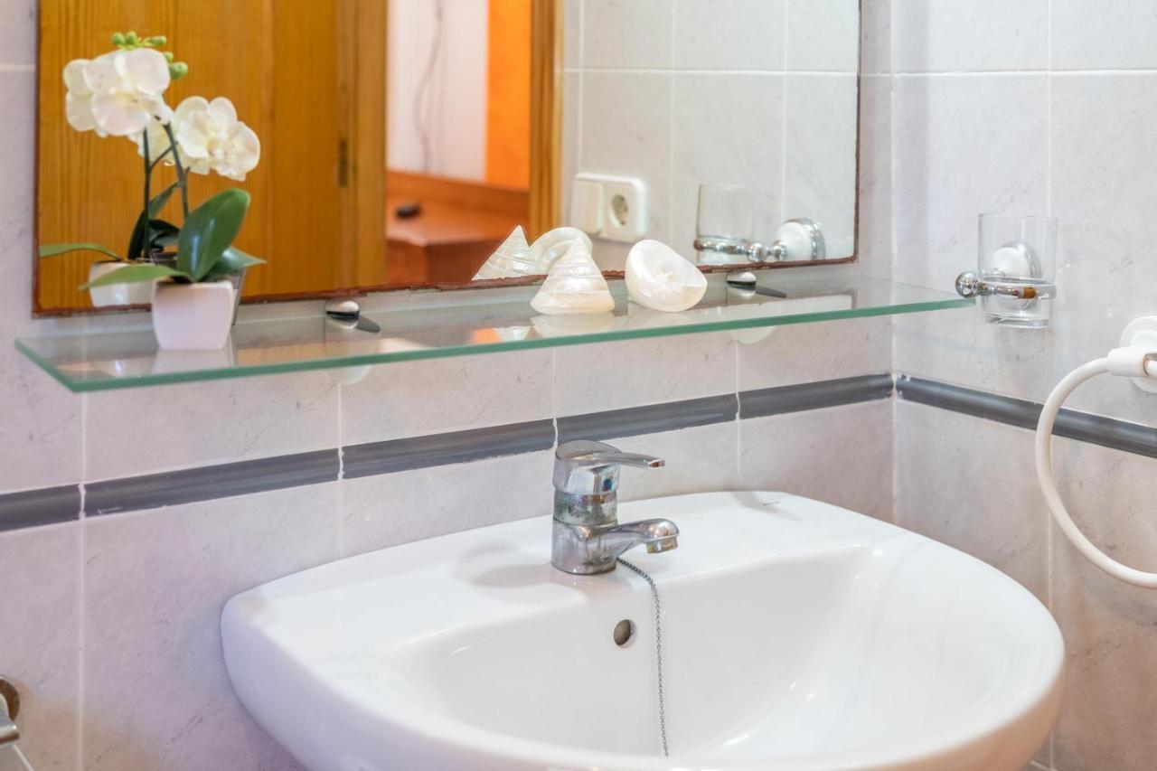Santa Eulalia Apartment กันปิกาฟอร์ต ภายนอก รูปภาพ